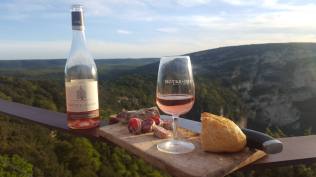 Rosé dans les gorges de l'Ardèche